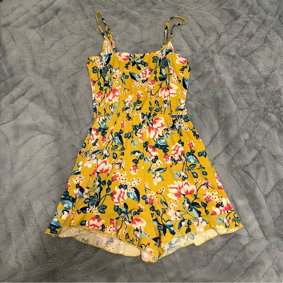 FLORAL YELLOW ROMPER SIZE XS - Picture 4 of 4